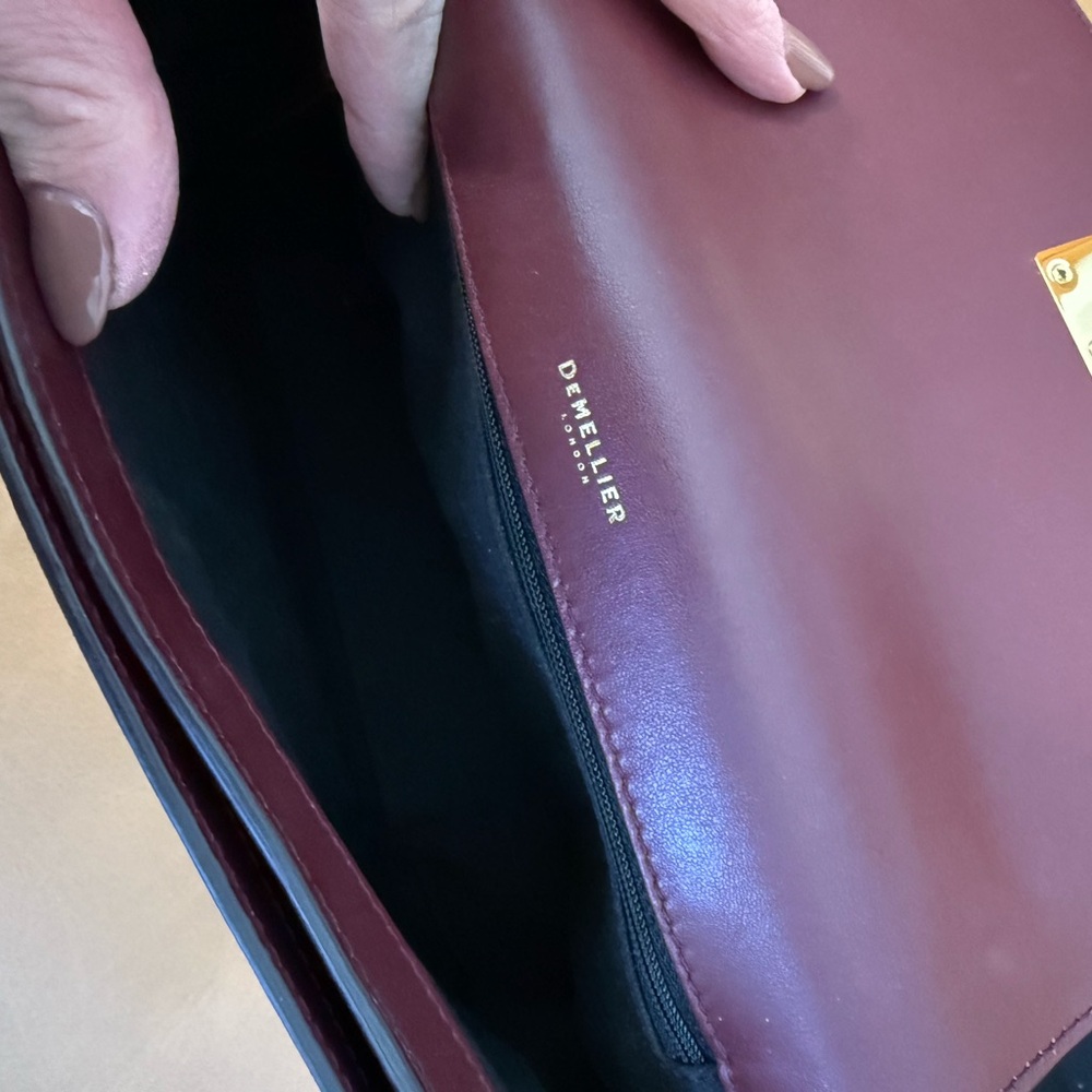 DeMellier Vancouver Bag Smooth Burgundy - Picture 7 of 8